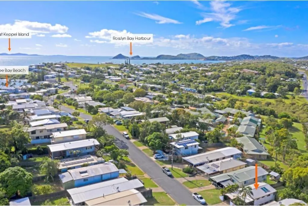 Holiday home Poppies Cottage - Cooee Bay Beachside Retreat Yeppoon